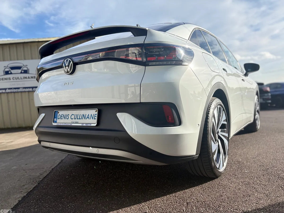 Volkswagen ID.5 SUV, Electric, 2024, White