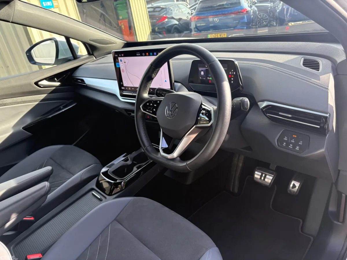Volkswagen ID.5 SUV, Electric, 2024, White