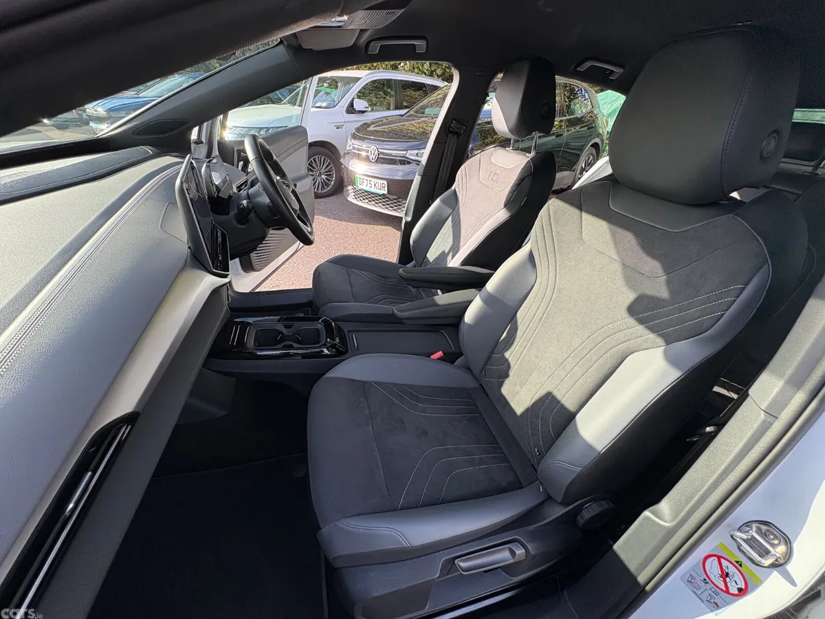 Volkswagen ID.5 SUV, Electric, 2024, White