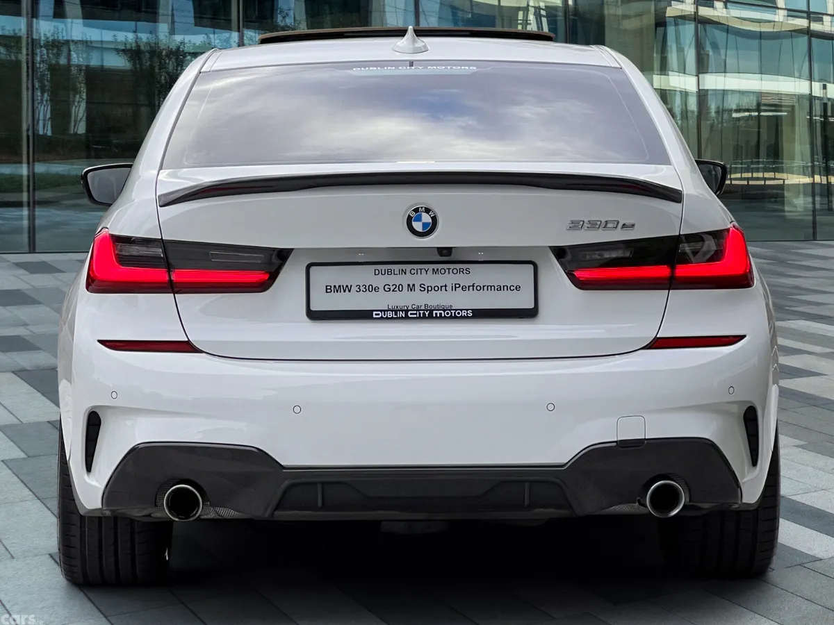 BMW 3-Series Saloon, Petrol Plug-in Hybrid, 2021, White