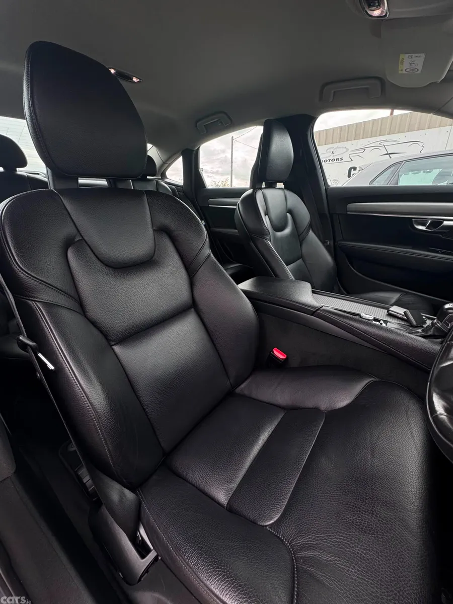 Volvo S90 Saloon, Diesel, 2017, Grey