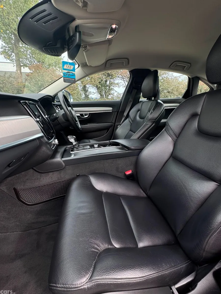 Volvo S90 Saloon, Diesel, 2017, Grey