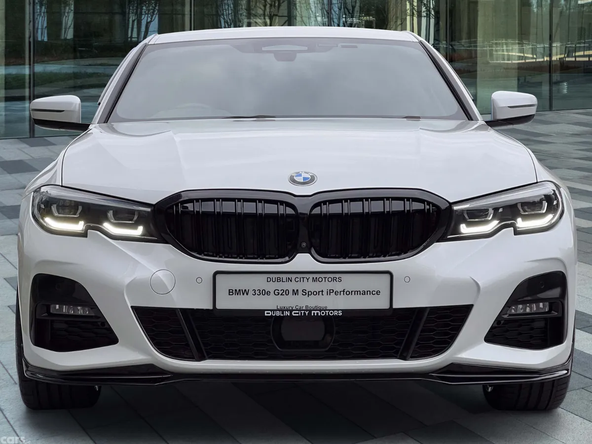 BMW 3-Series Saloon, Petrol Plug-in Hybrid, 2021, White