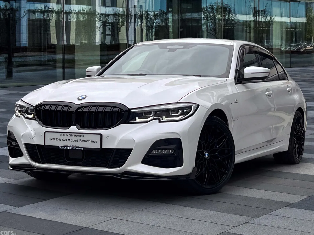 BMW 3-Series Saloon, Petrol Plug-in Hybrid, 2021, White