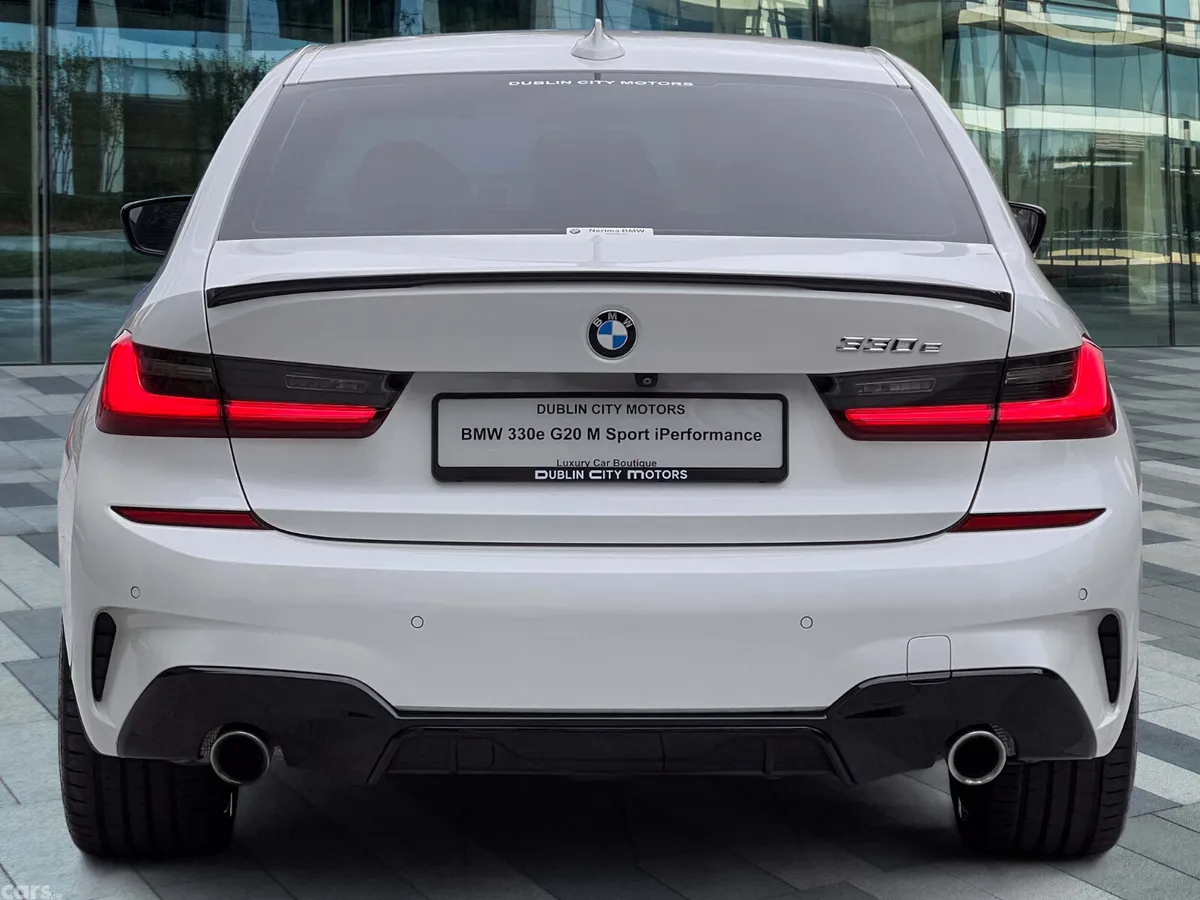 BMW 3-Series Saloon, Petrol Plug-in Hybrid, 2021, White
