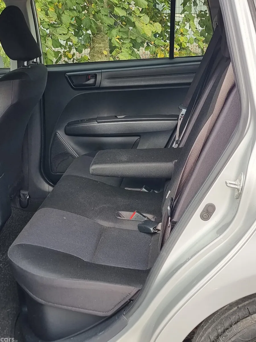 Toyota Yaris Hatchback, Petrol Hybrid, 2021, Blue