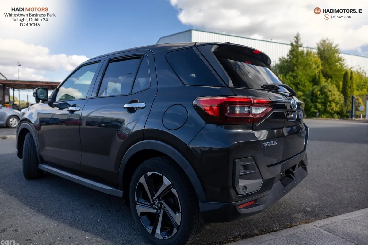 Toyota Raize SUV, Petrol Hybrid, 2022, Black