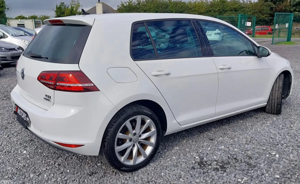 Volkswagen Golf Hatchback, Petrol, 2017, White