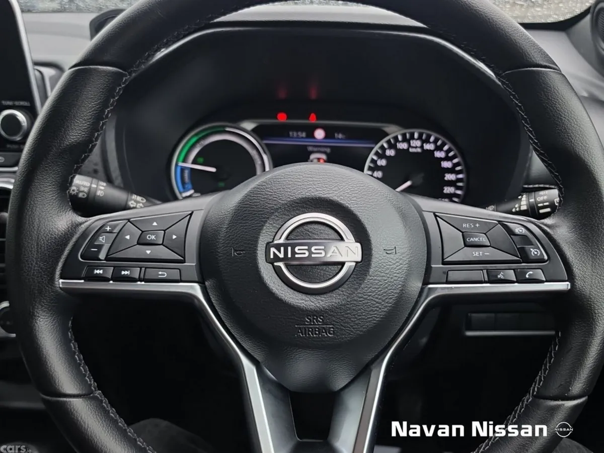 Nissan Juke SUV, Petrol Hybrid, 2024, Grey
