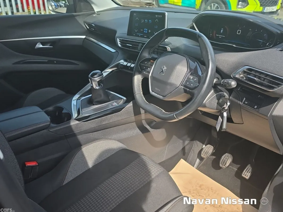 Peugeot 3008 Hatchback, Diesel, 2019, Black