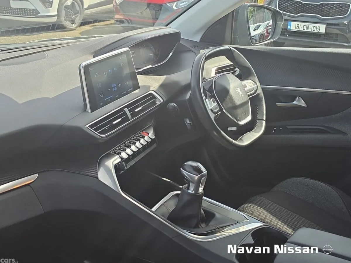Peugeot 3008 Hatchback, Diesel, 2019, Black