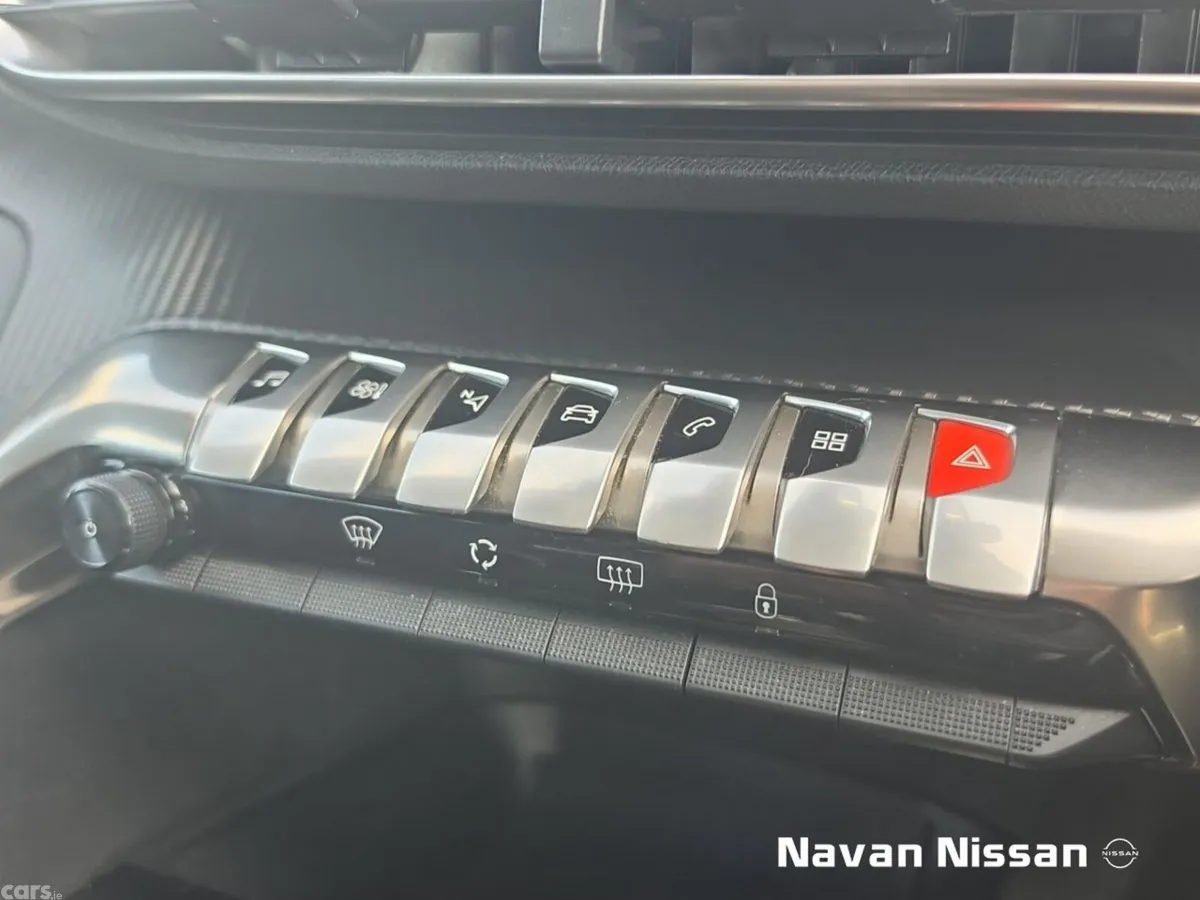 Peugeot 3008 Hatchback, Diesel, 2019, Black