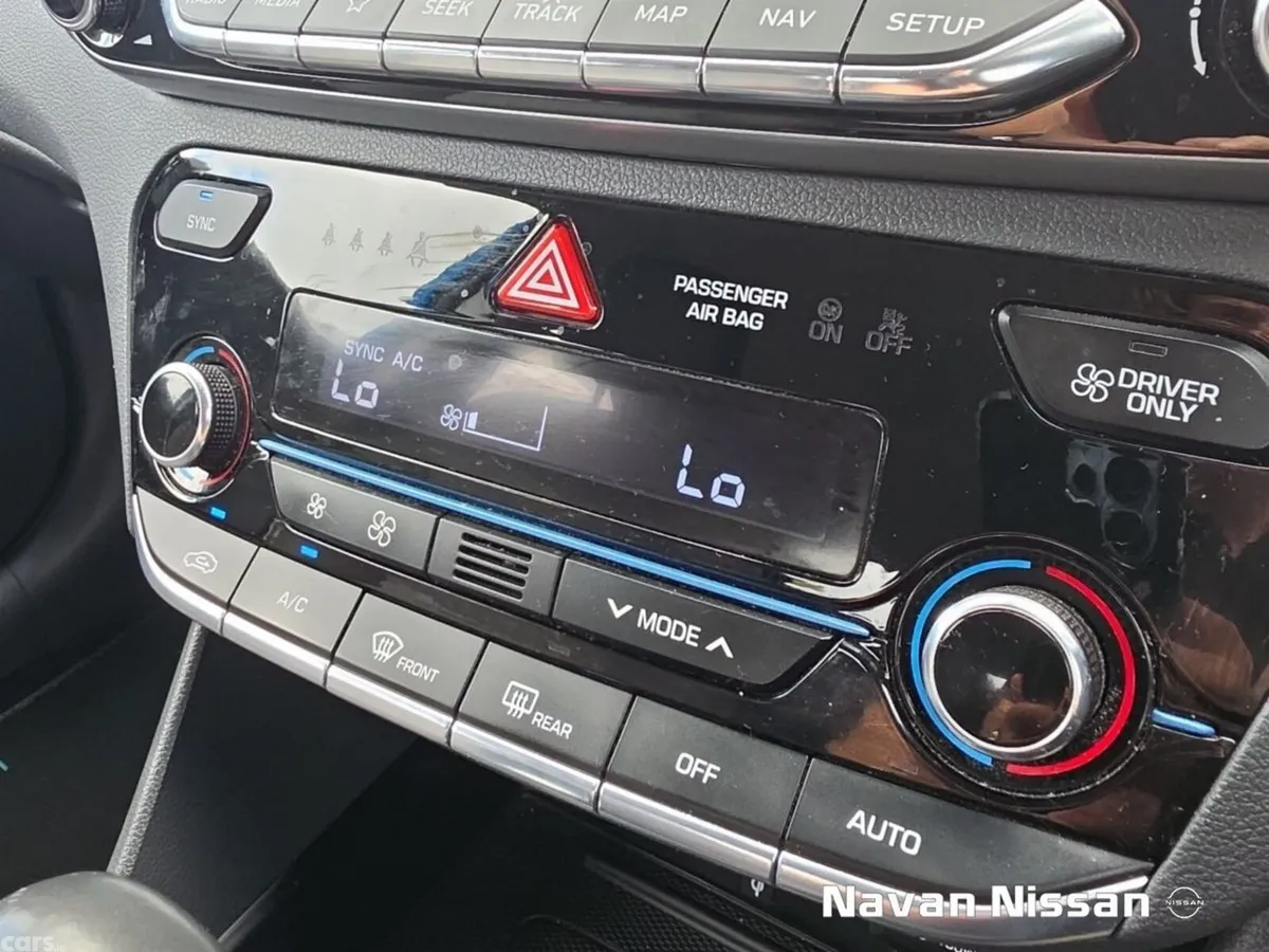 Hyundai IONIQ Hatchback, Petrol Plug-in Hybrid, 2018, Blue
