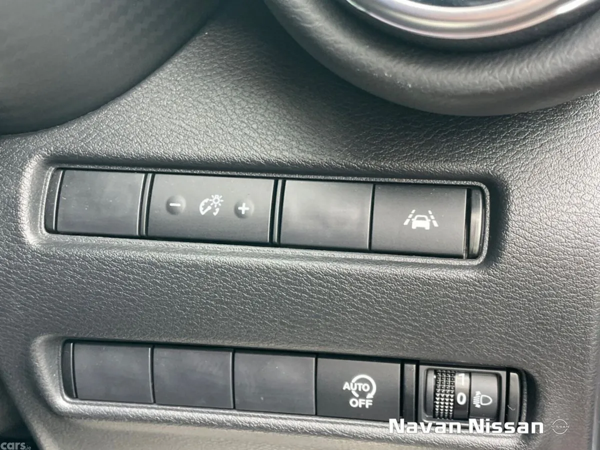Nissan Juke SUV, Petrol, 2024, Red