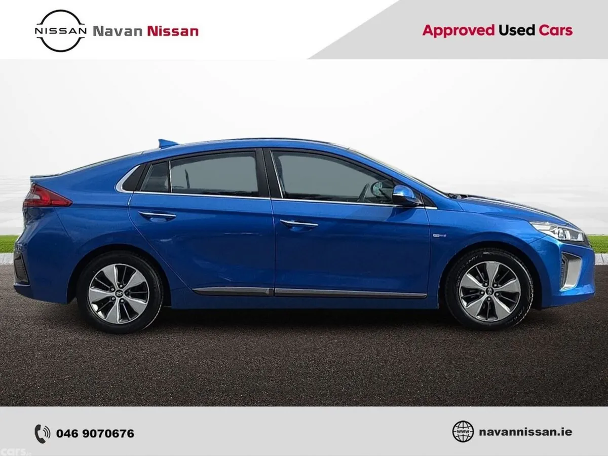 Hyundai IONIQ Hatchback, Petrol Plug-in Hybrid, 2018, Blue