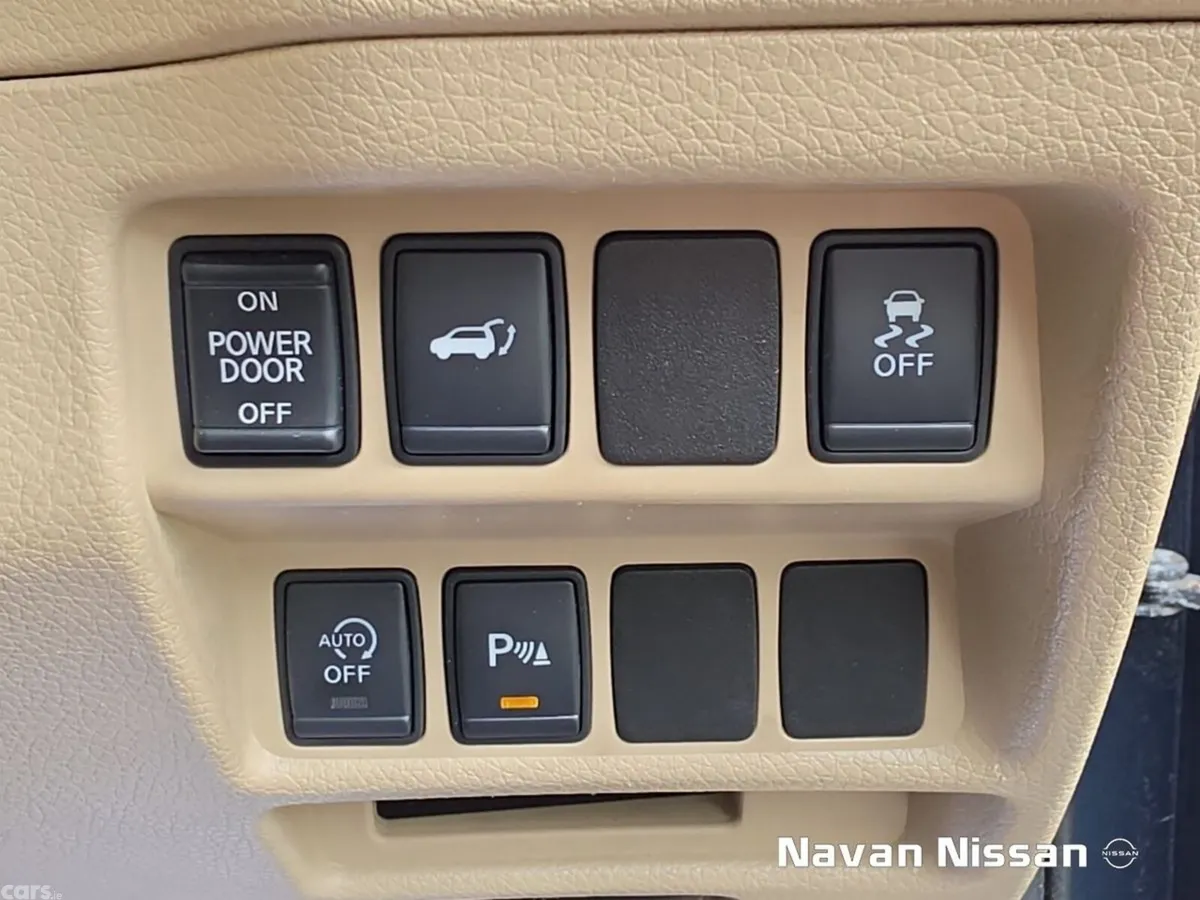 Nissan X-Trail SUV, Diesel, 2016, Blue