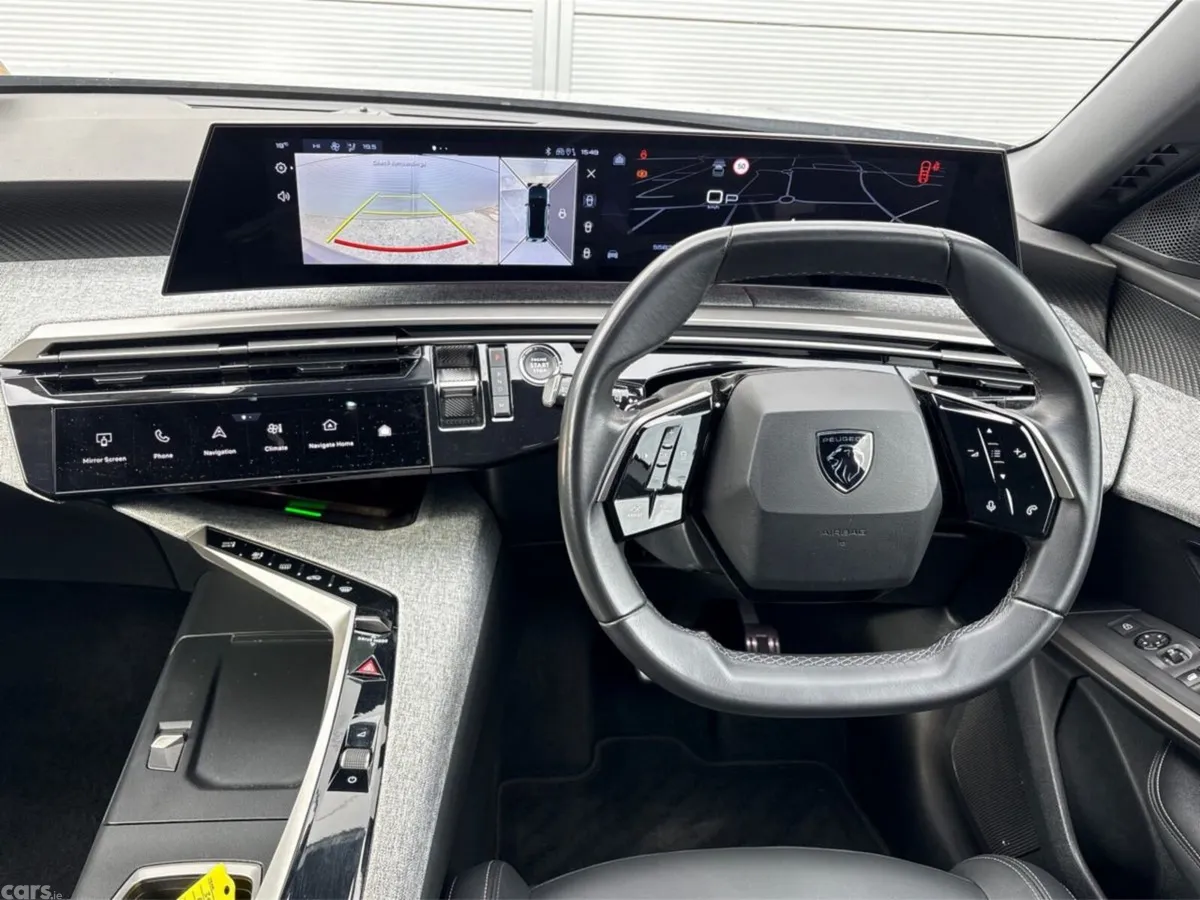 Peugeot 3008 MPV, Petrol Hybrid, 2024, Grey