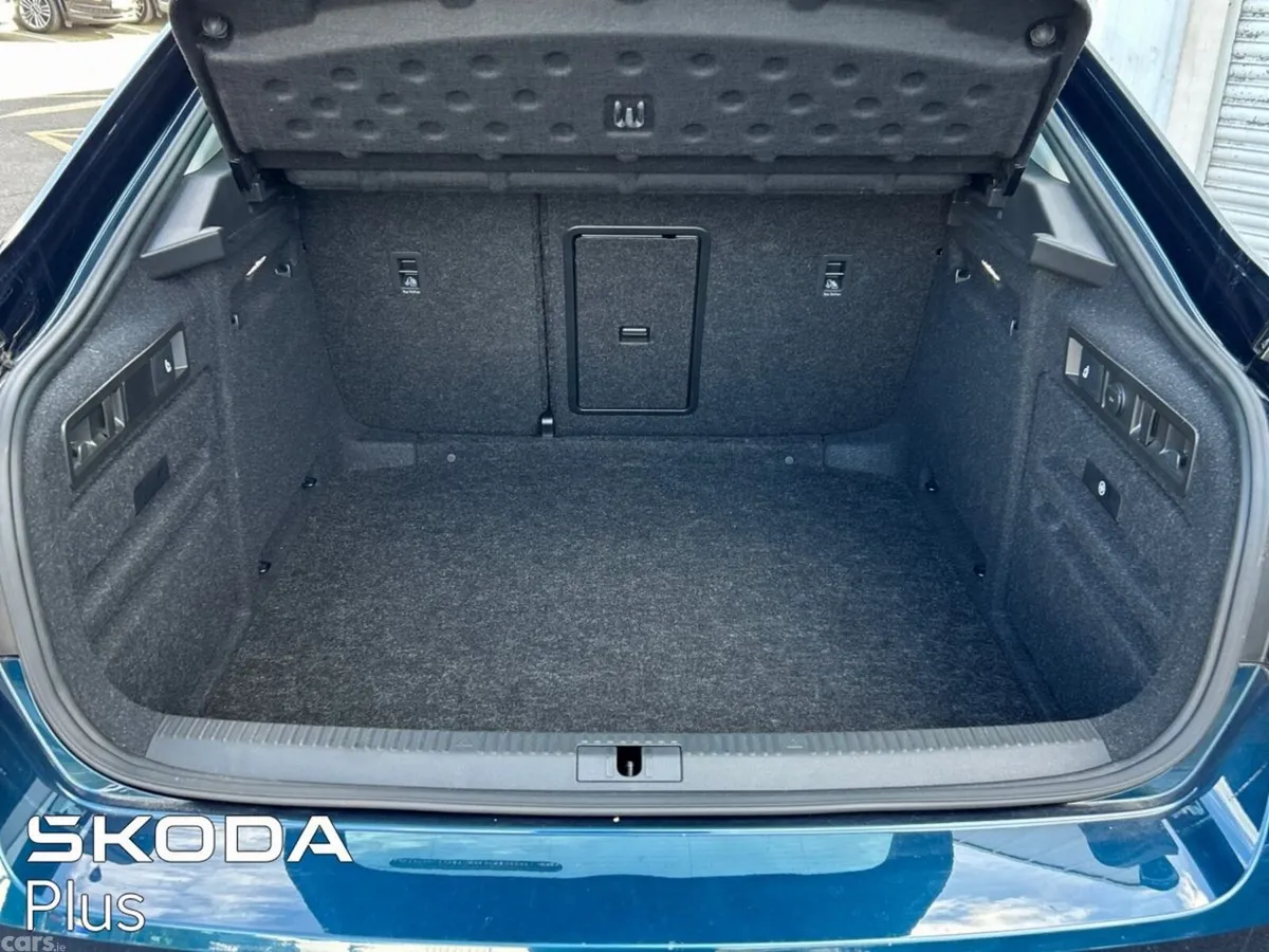 Skoda Superb Saloon, Diesel, 2024, Blue