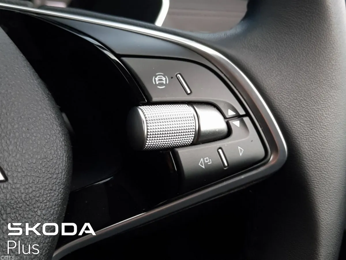 Skoda Octavia Saloon, Diesel, 2026, Black