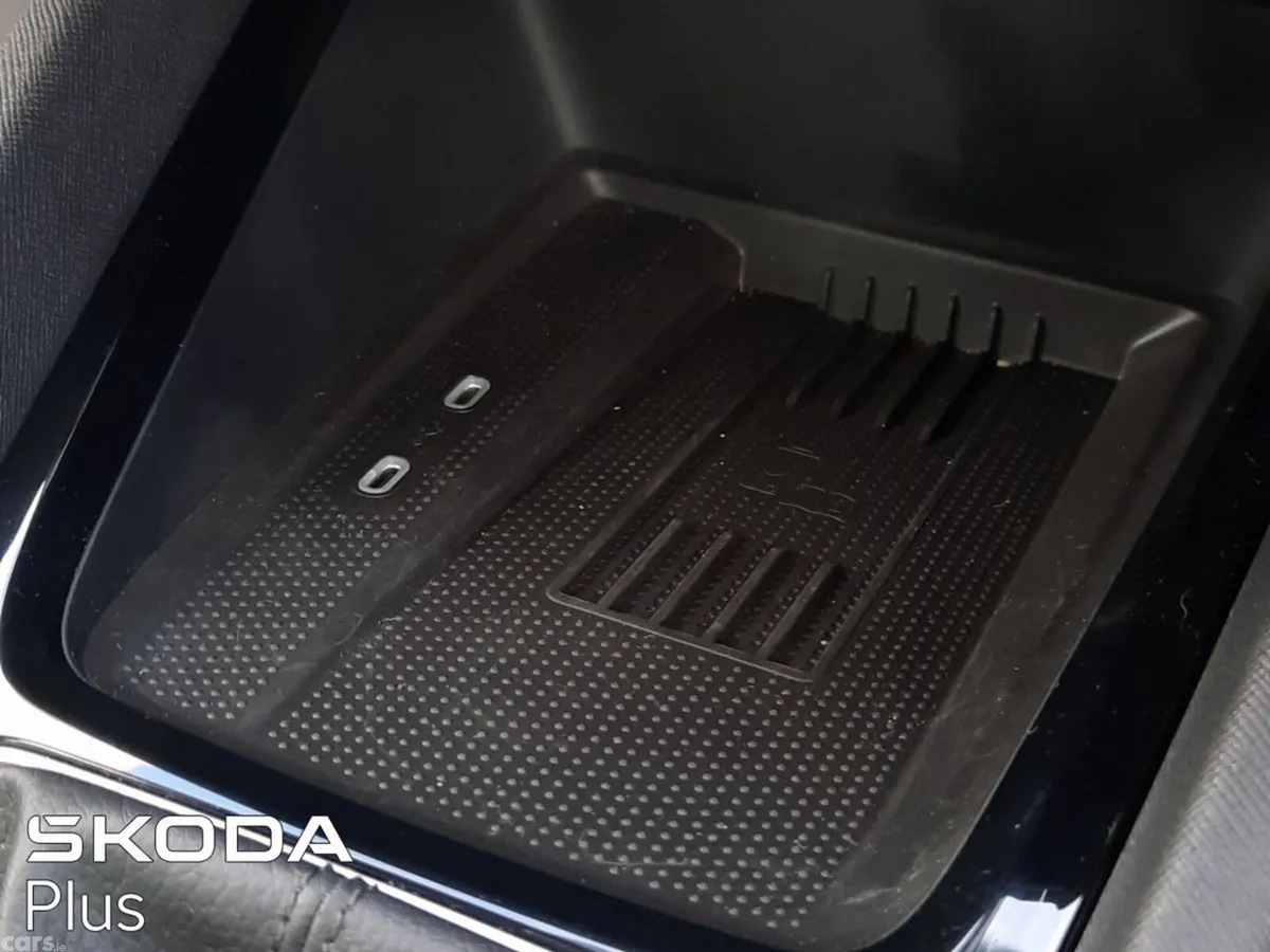 Skoda Octavia Saloon, Diesel, 2026, Black