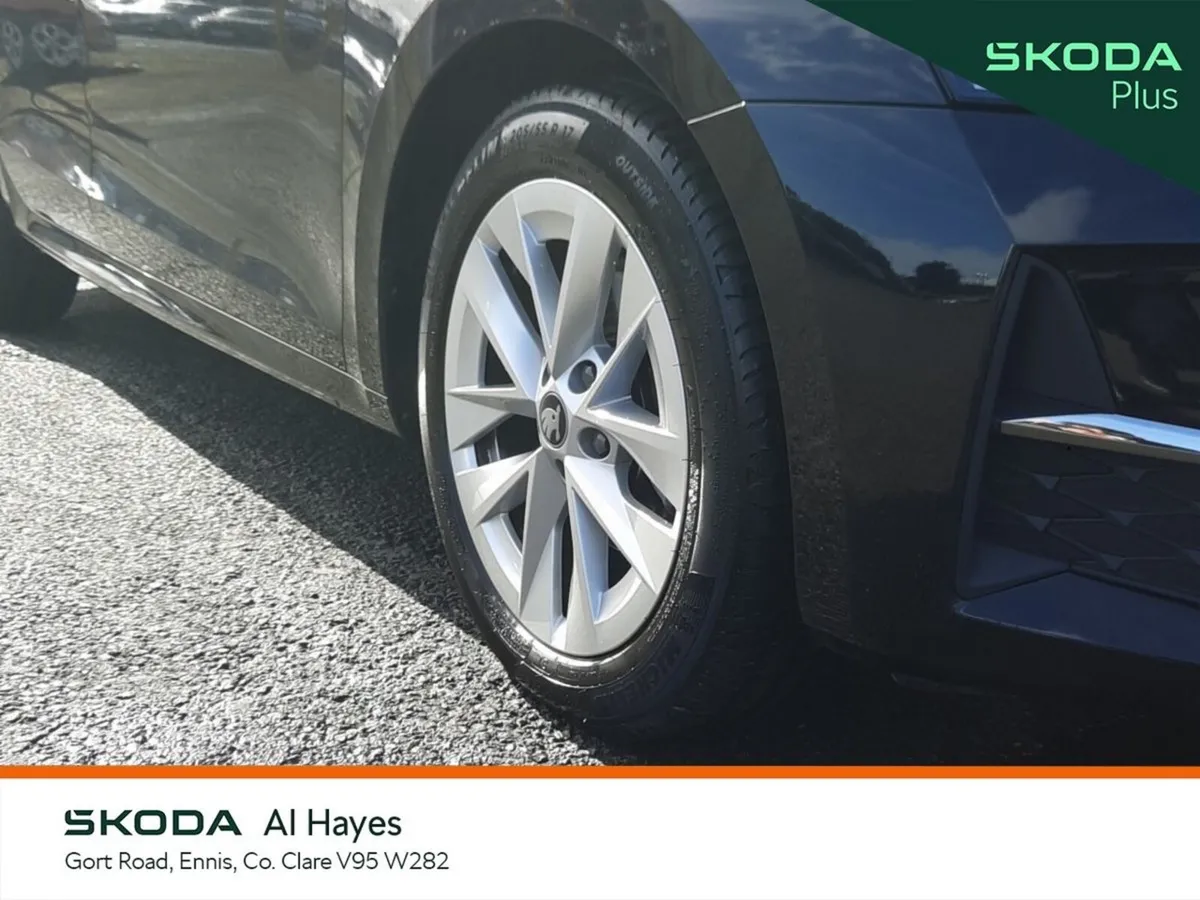 Skoda Octavia Saloon, Diesel, 2026, Black