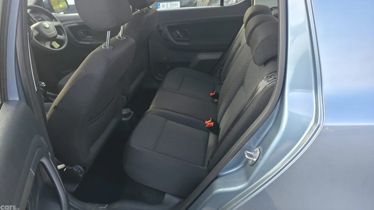 Skoda Fabia Hatchback, Petrol, 2012, Grey