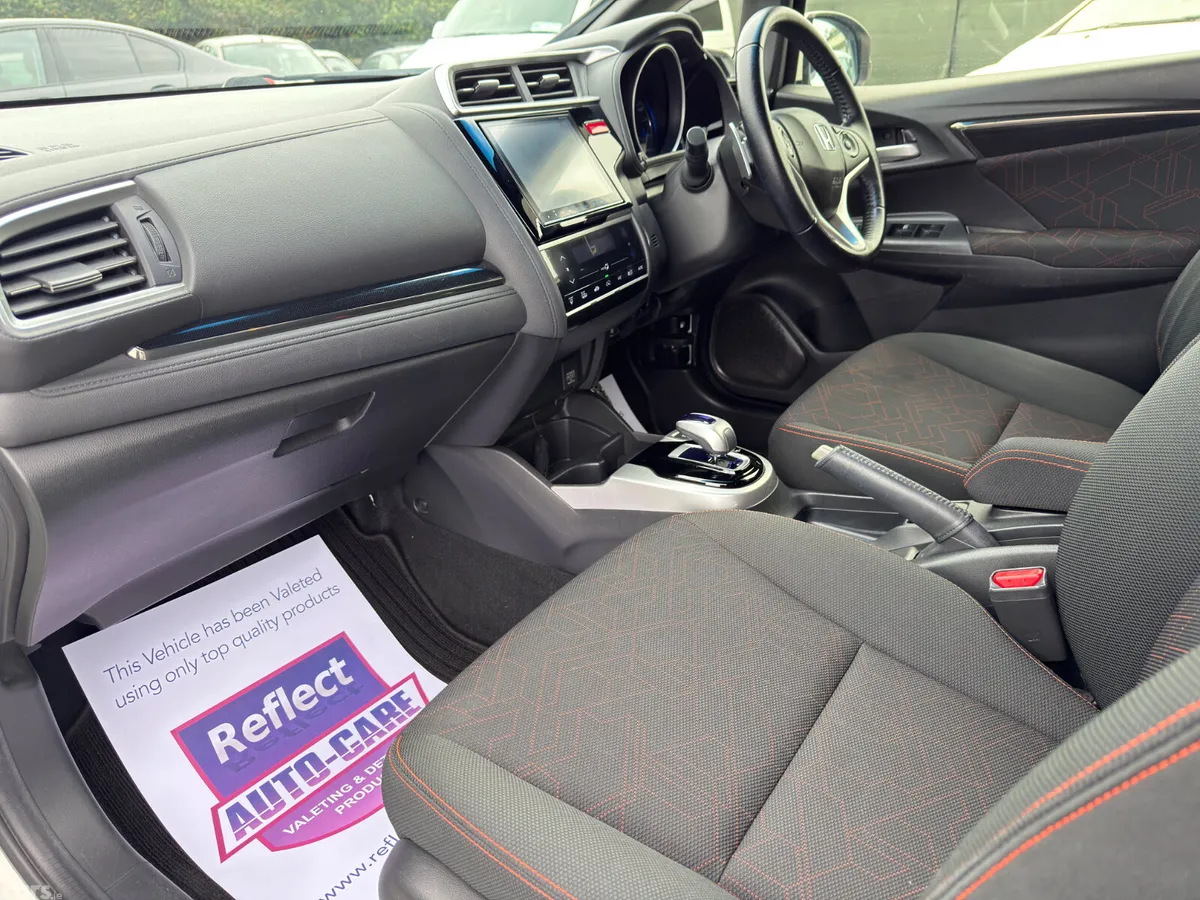 Honda Fit Hatchback, Petrol Hybrid, 2016, White
