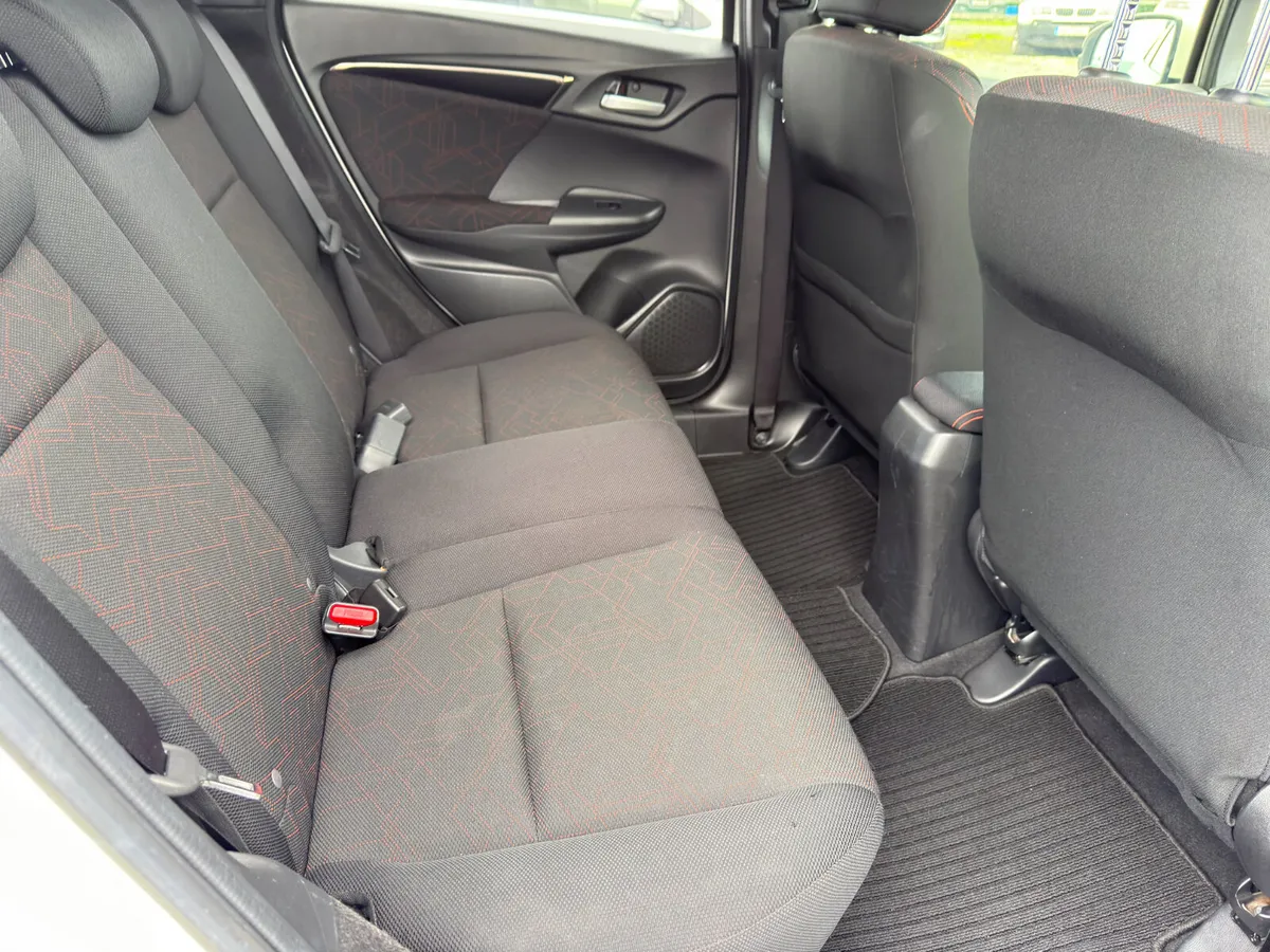 Honda Fit Hatchback, Petrol Hybrid, 2016, White