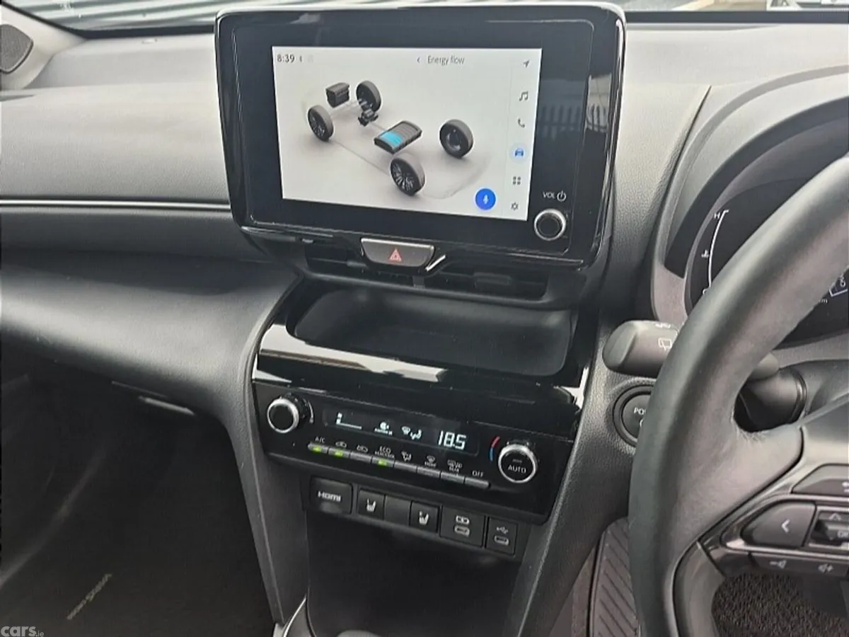 Toyota Yaris Cross SUV, Petrol Hybrid, 2024, Black