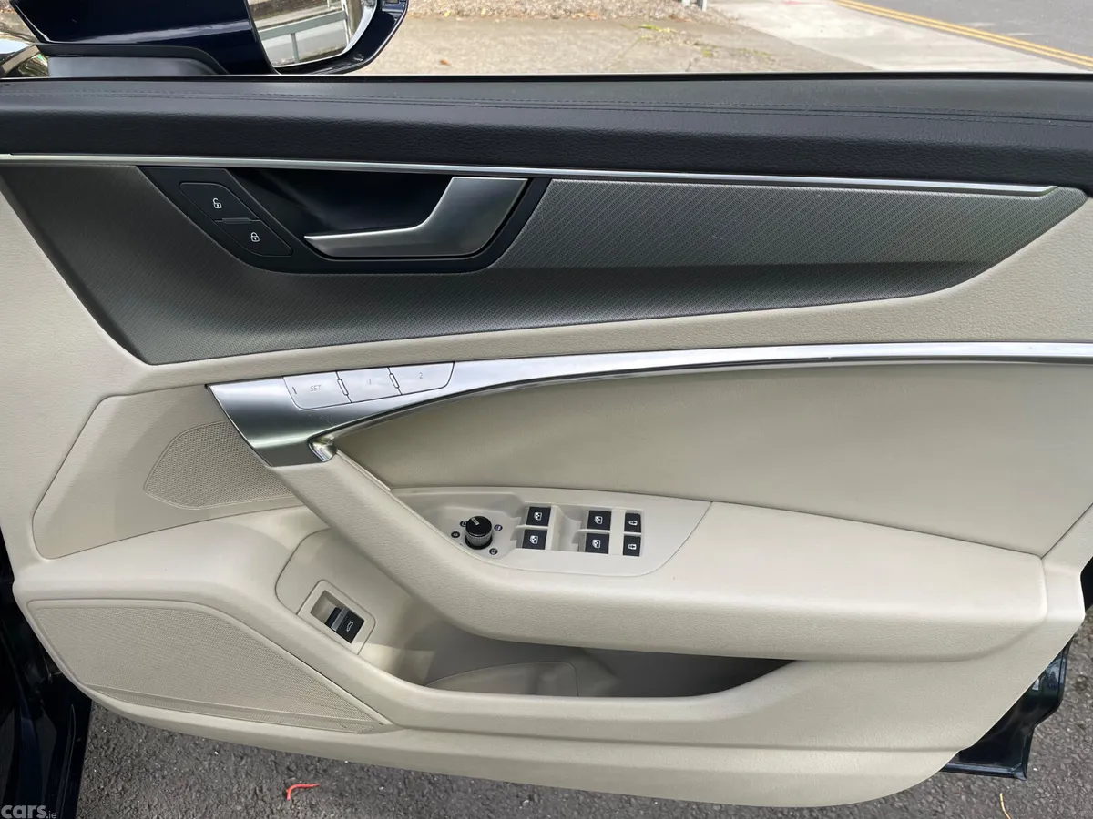 Audi A6 Estate, Diesel, 2022, Blue