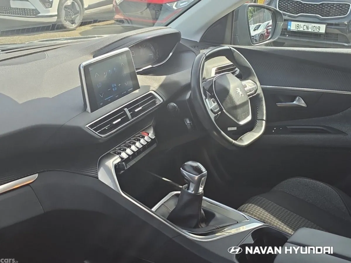 Peugeot 3008 Hatchback, Diesel, 2019, Black