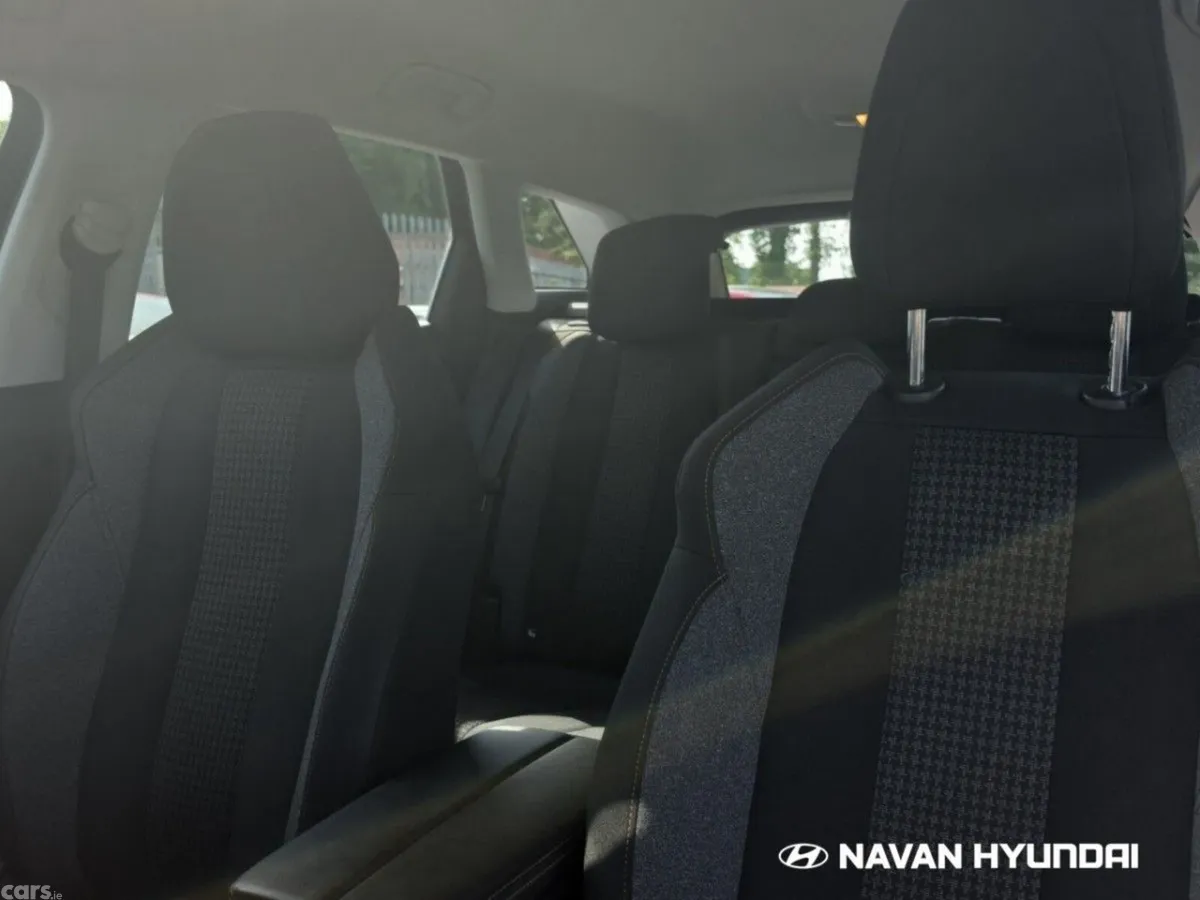 Peugeot 3008 Hatchback, Diesel, 2019, Black