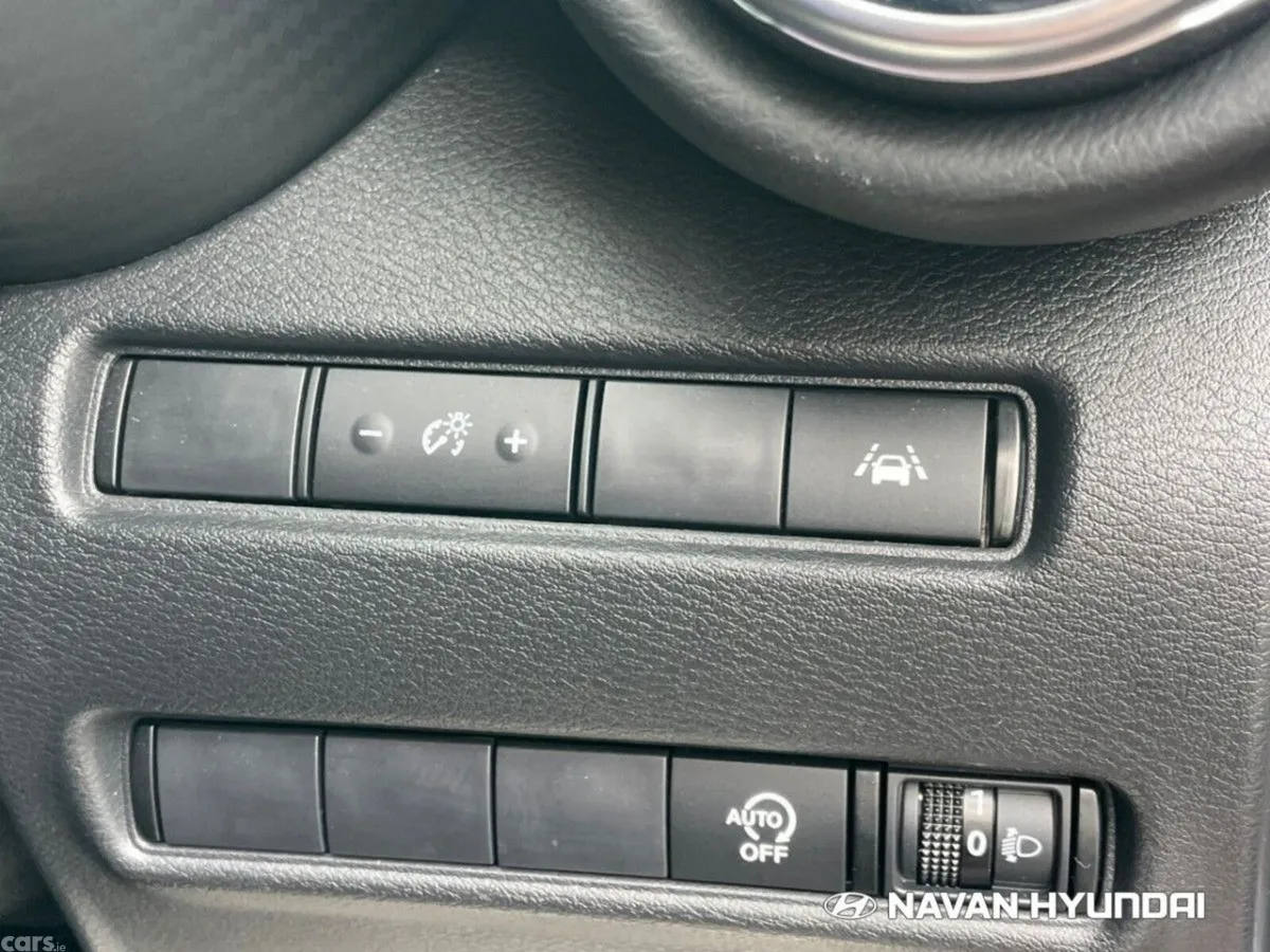 Nissan Juke SUV, Petrol, 2024, Red