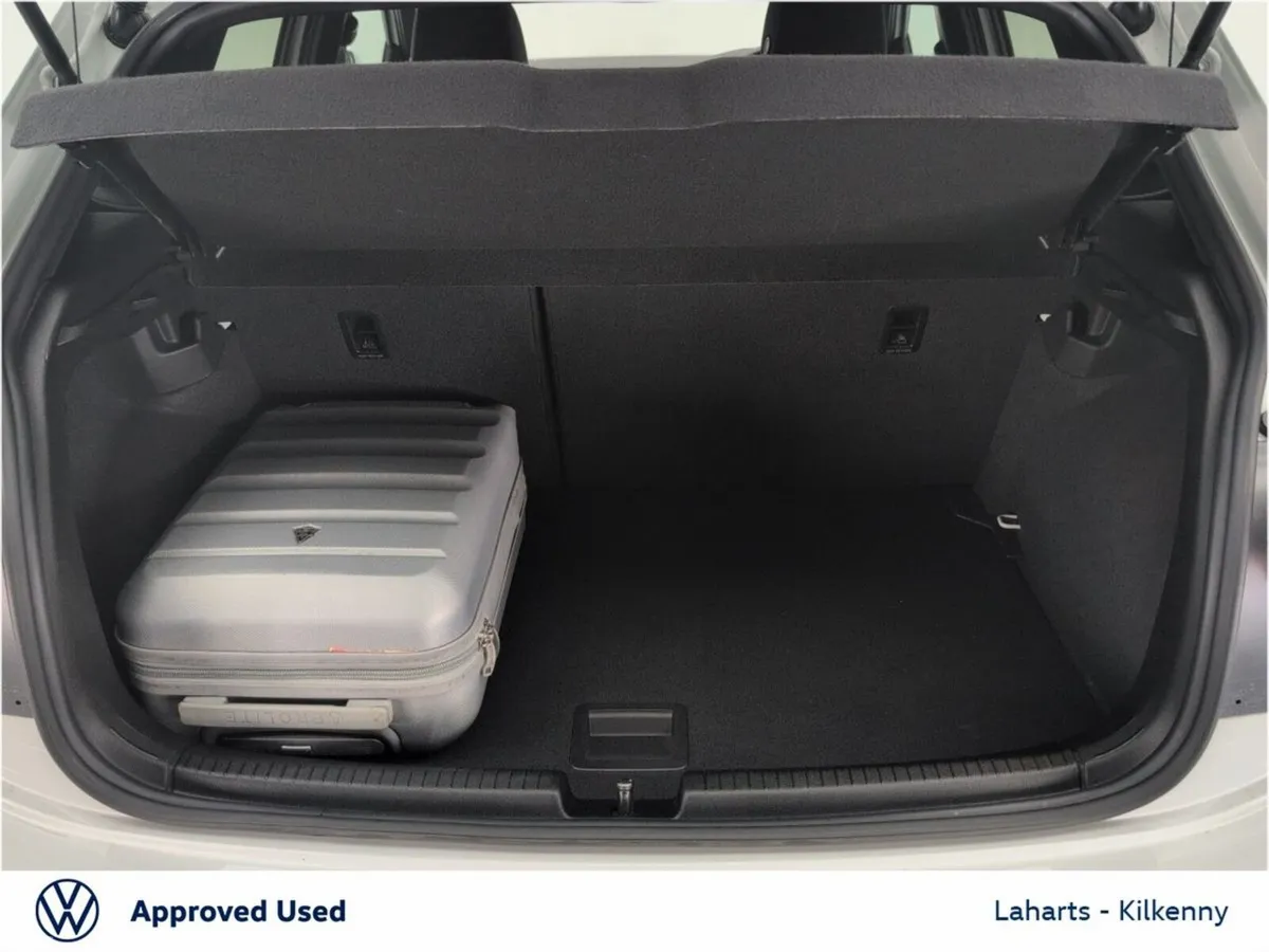 Volkswagen Polo Hatchback, Petrol, 2025, White