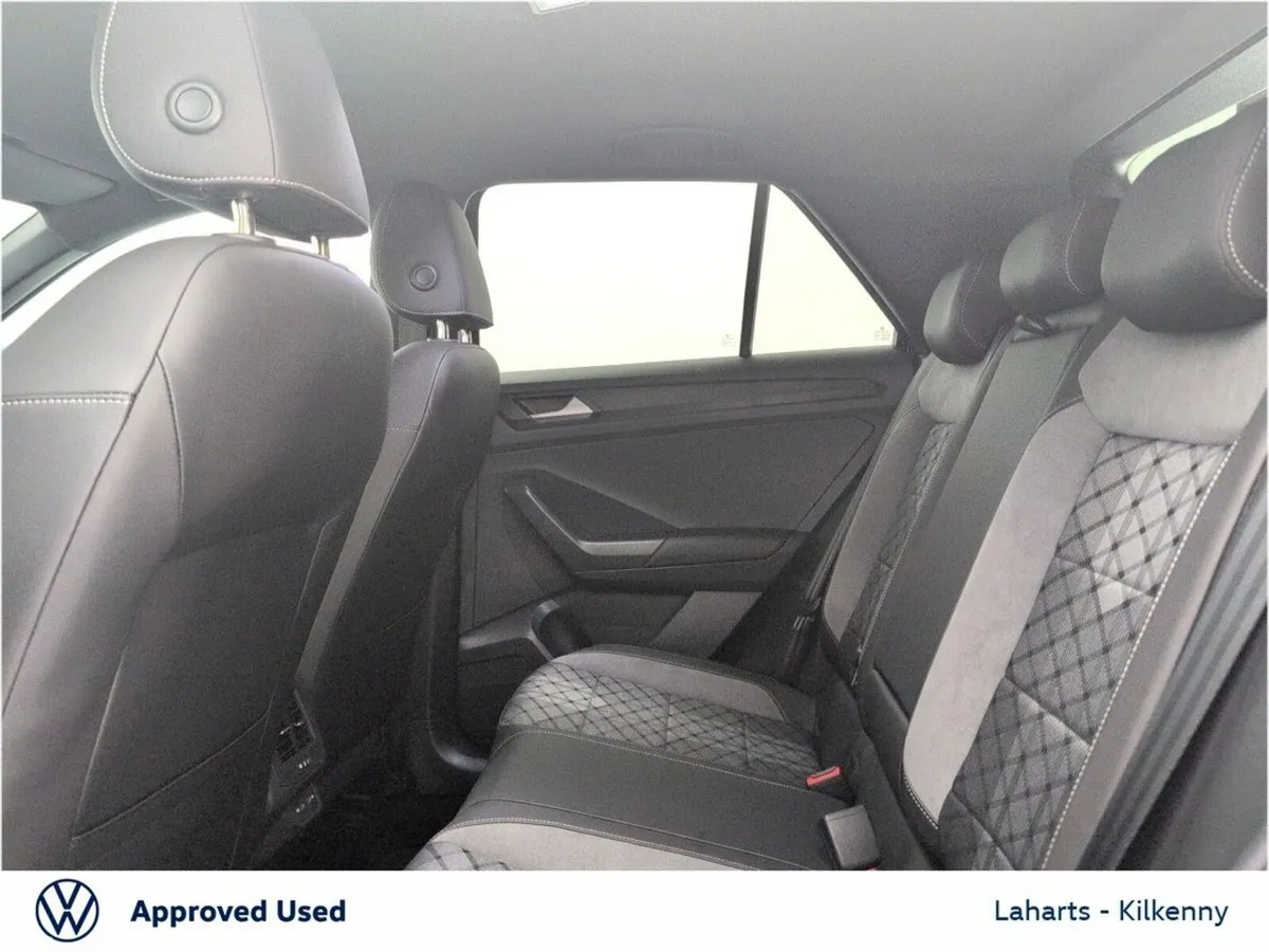 Volkswagen T-Roc SUV, Petrol, 2023, Blue