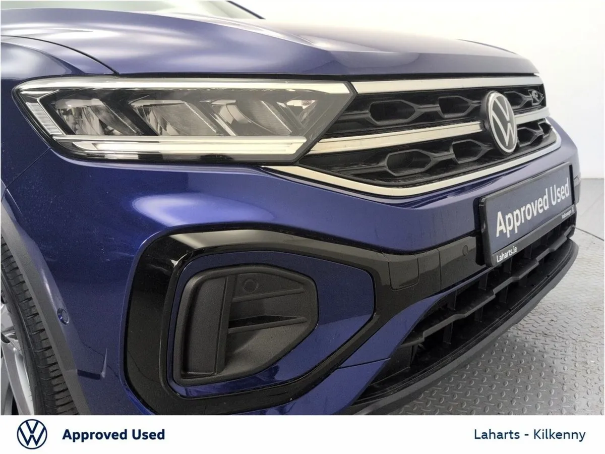 Volkswagen T-Roc SUV, Petrol, 2023, Blue