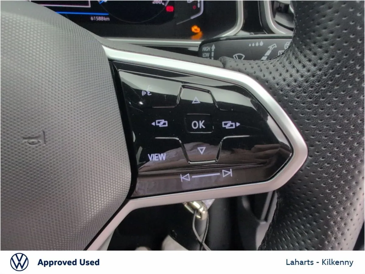 Volkswagen T-Roc SUV, Petrol, 2023, Blue