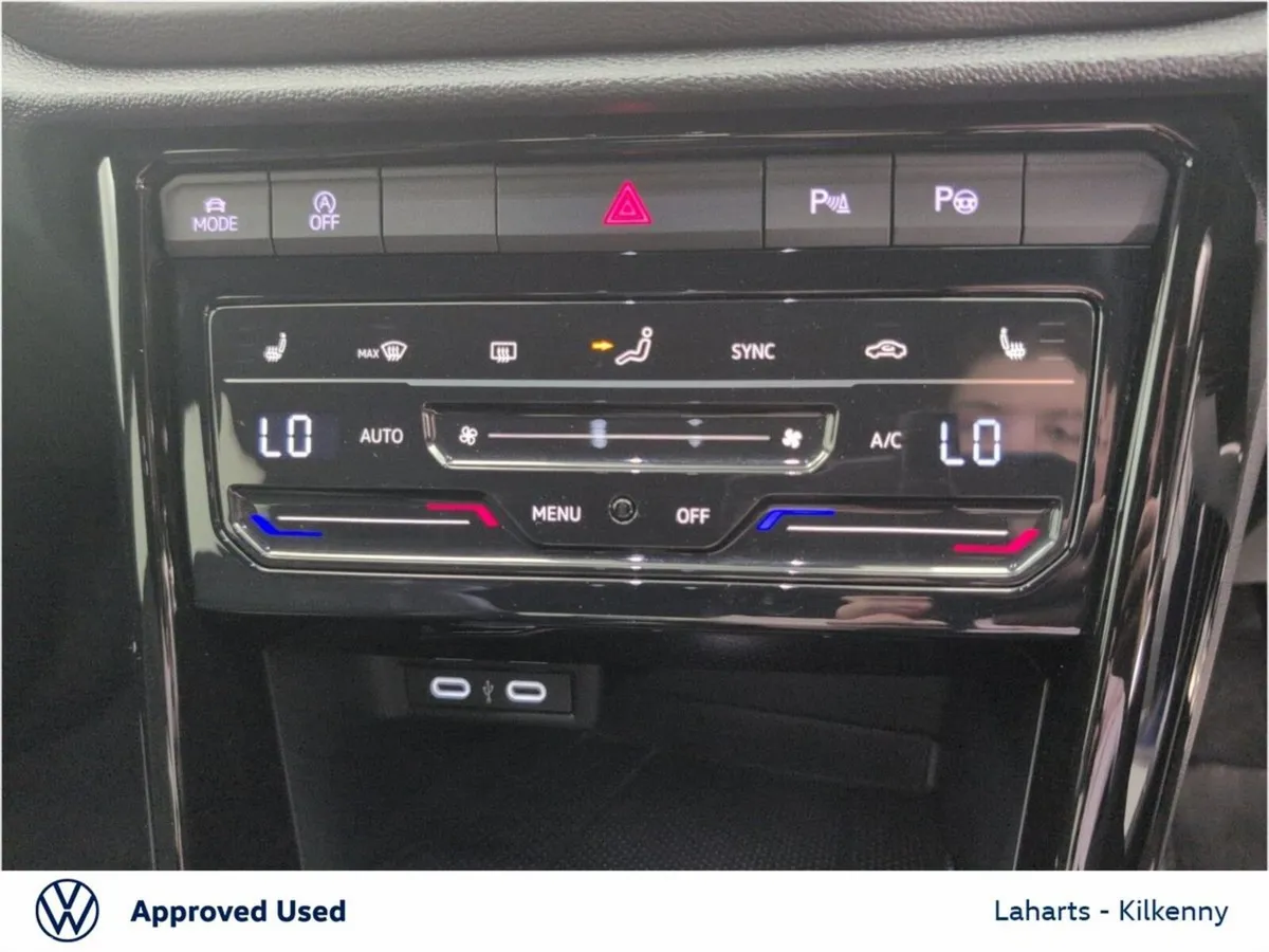 Volkswagen T-Roc SUV, Petrol, 2023, Blue