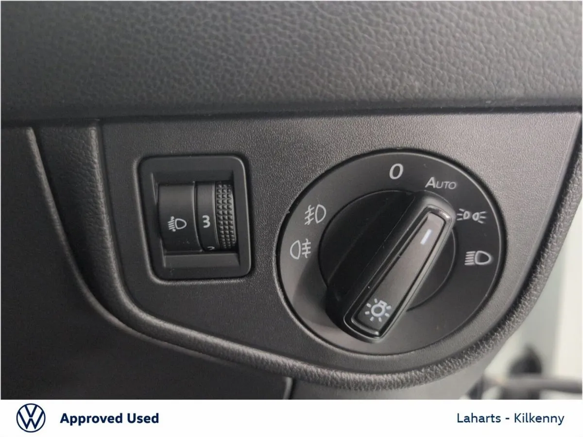 Volkswagen Polo Hatchback, Petrol, 2025, White