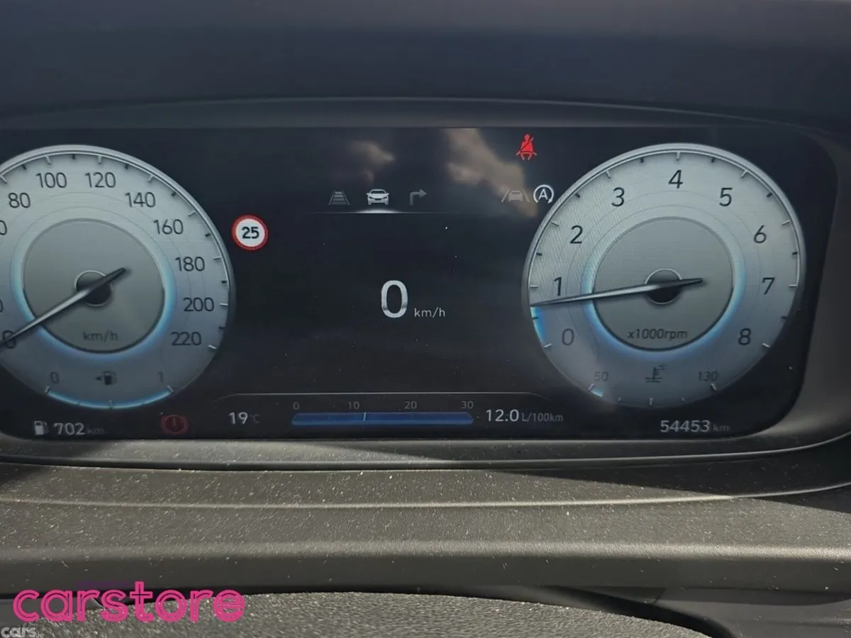 Hyundai i20 Hatchback, Petrol, 2024, Grey
