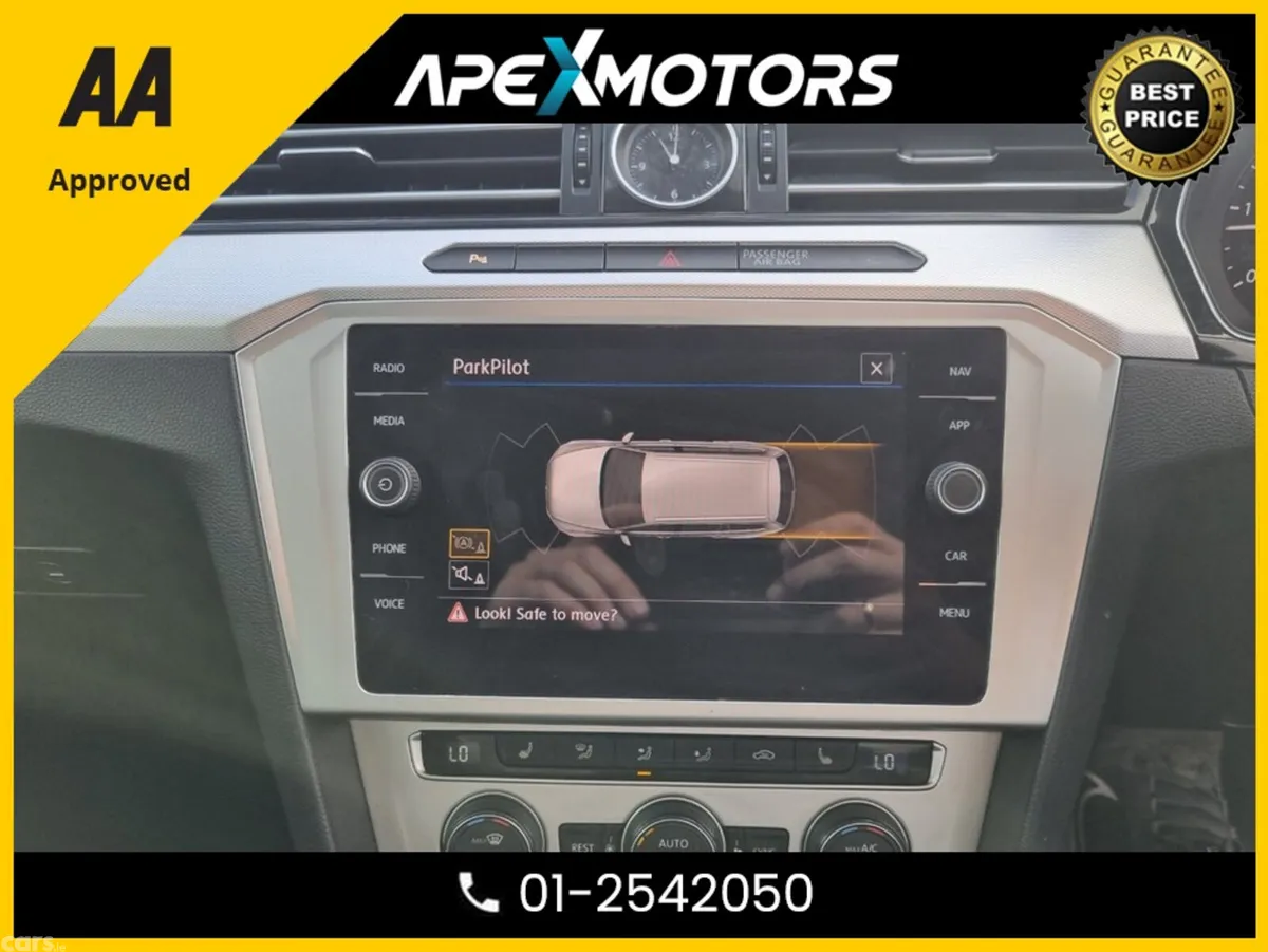 Volkswagen Passat Estate, Diesel, 2018, Silver