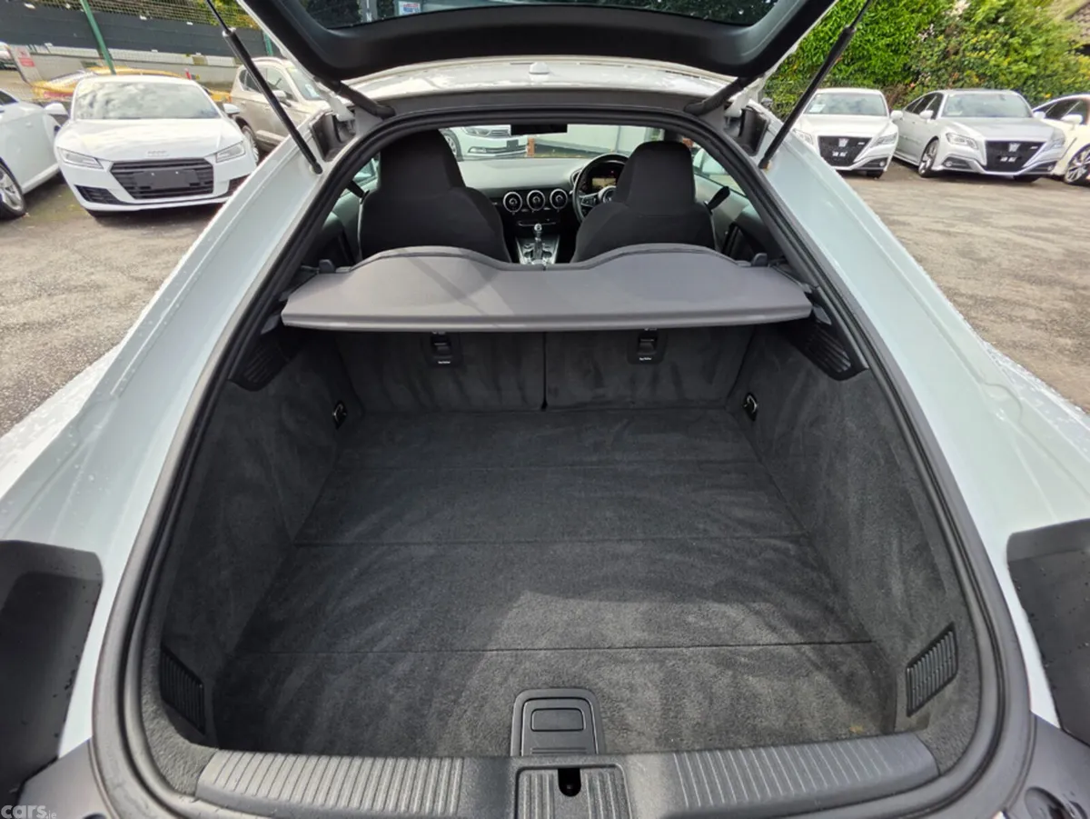 Audi TT Coupe, Petrol, 2016, White