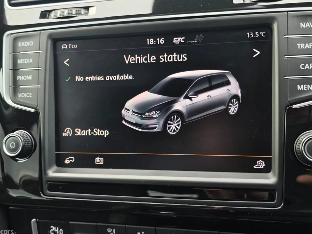 Volkswagen Golf Hatchback, Petrol, 2016, Silver