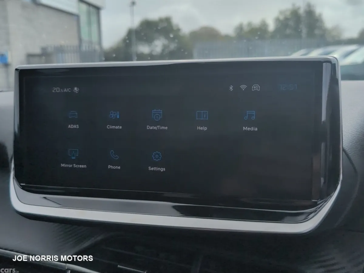 Peugeot 2008 SUV, Petrol Hybrid, 2026, Grey
