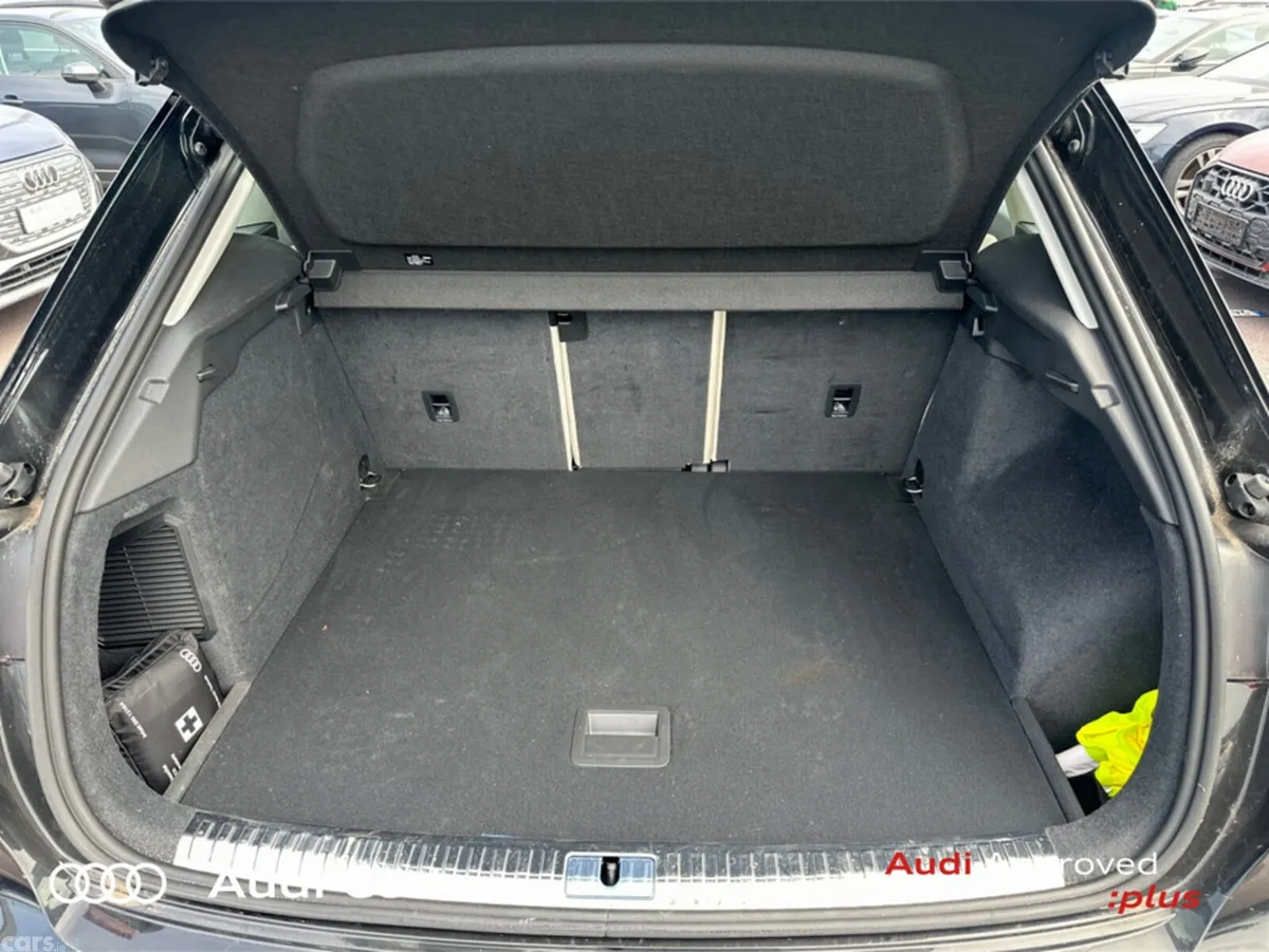 Audi Q3 SUV, Petrol Plug-in Hybrid, 2024, Black