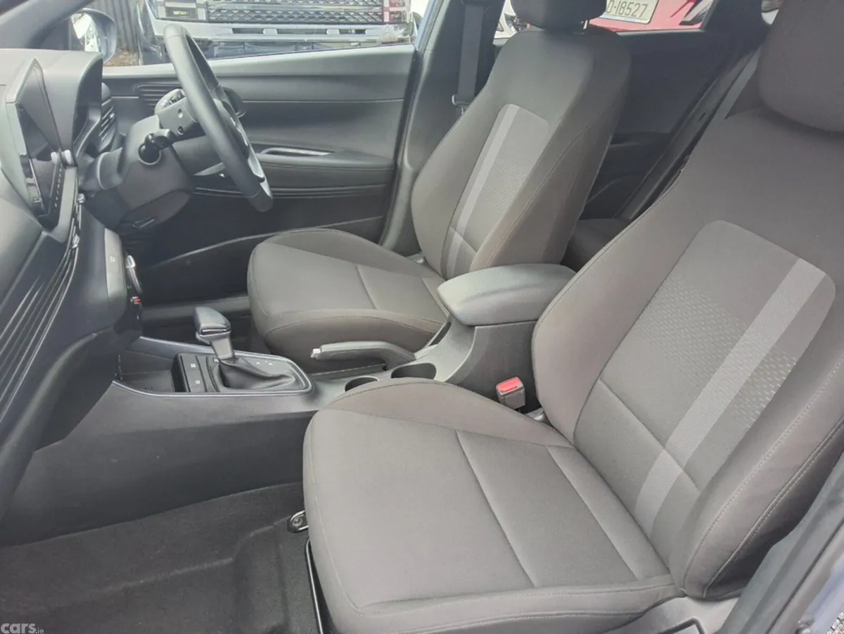 Hyundai i20 Hatchback, Petrol, 2026, Blue