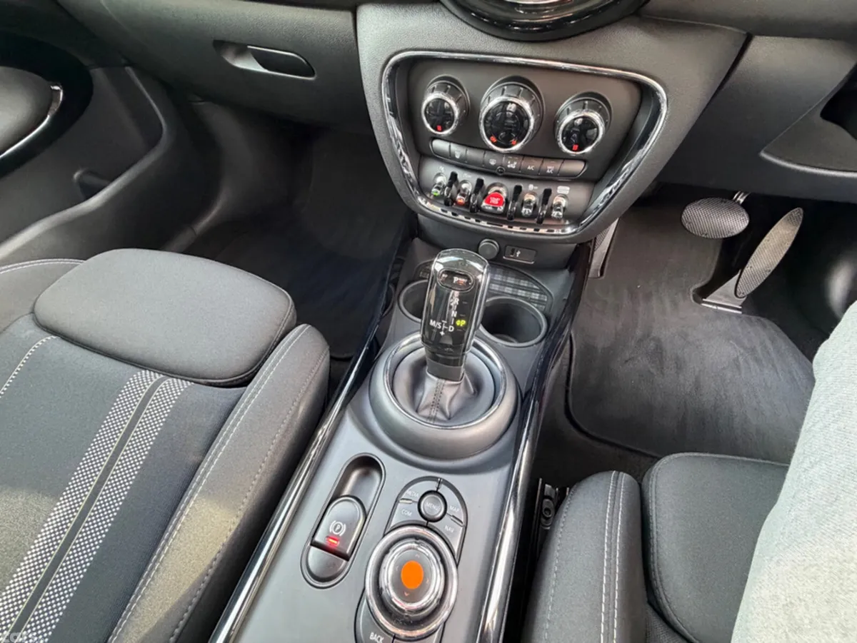 Mini Clubman Estate, Diesel, 2020, Red