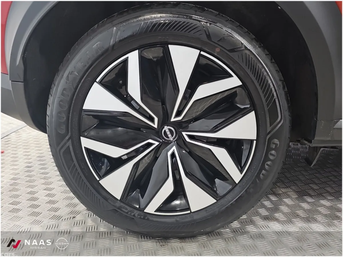 Nissan Juke MPV, Petrol Hybrid, 2026, Red