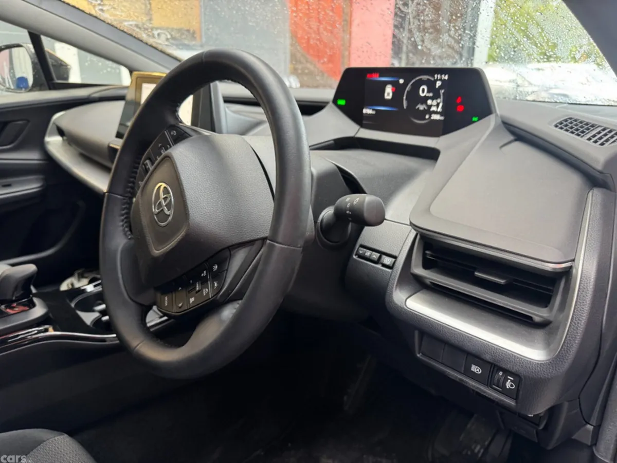 Toyota Prius Saloon, Petrol Hybrid, 2025, Grey