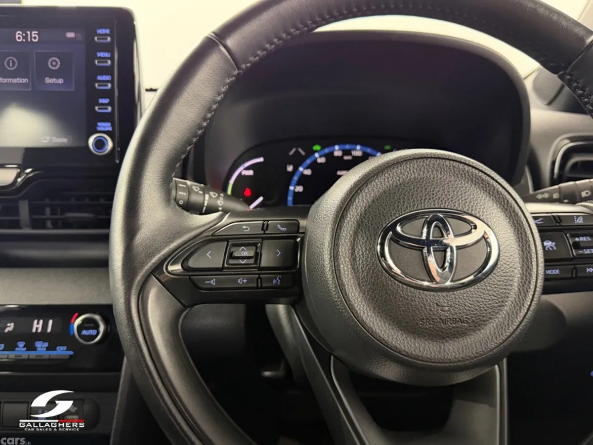 Toyota Yaris Cross SUV, Petrol Hybrid, 2023, Black